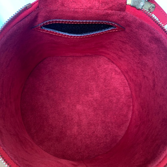 ❤️❤️sold❤️❤️Louis Vuitton Epi Cannes vanity bag - Picture 7 of 11